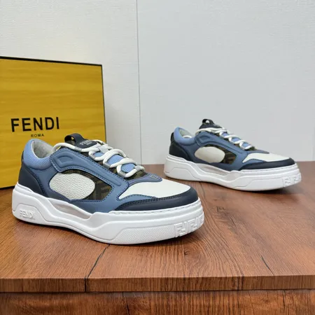フェンディ スニーカー