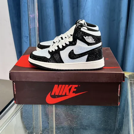 ナイキ カジュアルシューズ