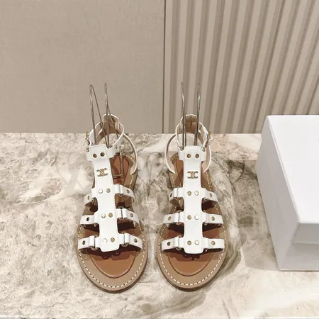 セリーヌ サンダル