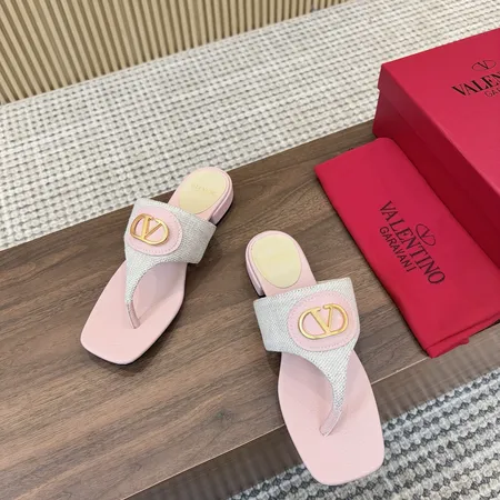 ヴァレンティノ スリッパ