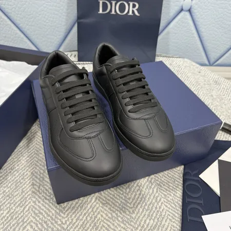 ディオール カジュアルシューズ
