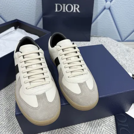 ディオール カジュアルシューズ