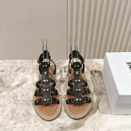 セリーヌ サンダル