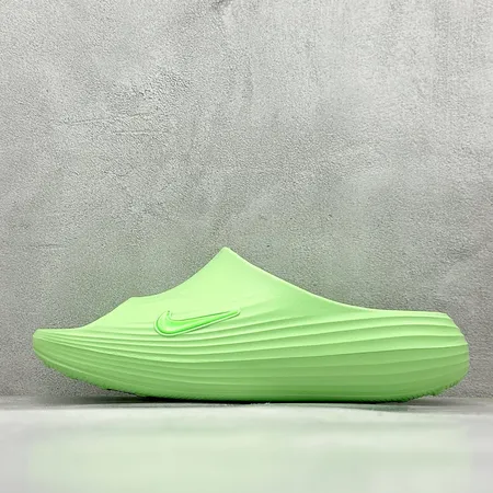 ナイキ スリッパ