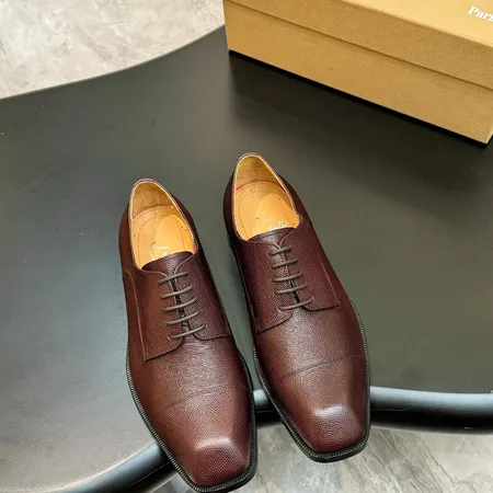 クリスチャン・ルブタン ビジネスシューズ