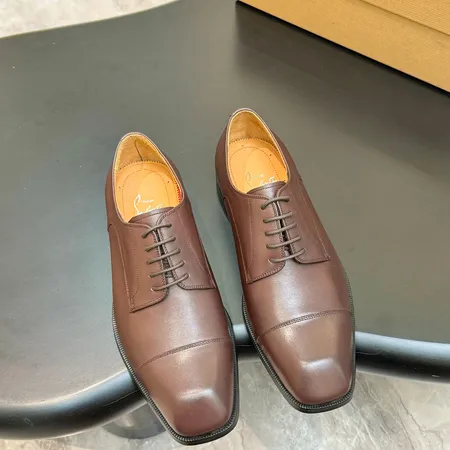 クリスチャン・ルブタン ビジネスシューズ