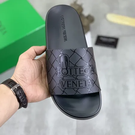 ボッテガ ヴェネタ スリッパ