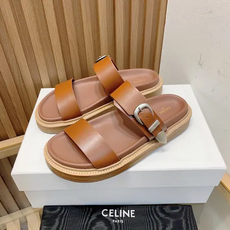 セリーヌ スリッパ