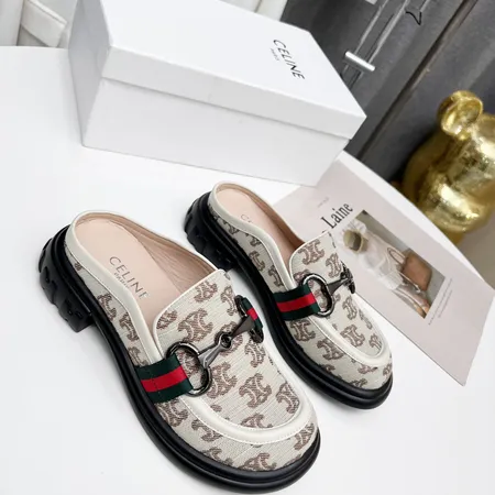 セリーヌ スリッパ