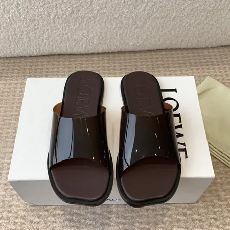 ロエベ スリッパ