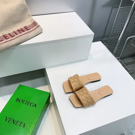 ボッテガ ヴェネタ スリッパ