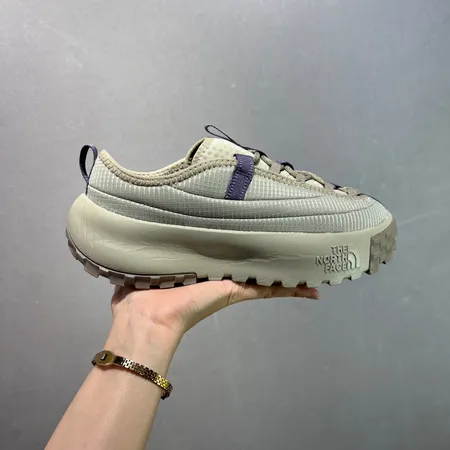 ノースフェイス カジュアルシューズ