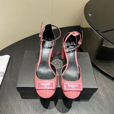 ヴェルサーチ サンダル