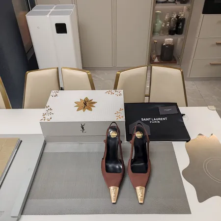 イブサンローラン サンダル