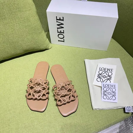 ロエベ スリッパ