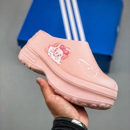 アディダス スリッパ