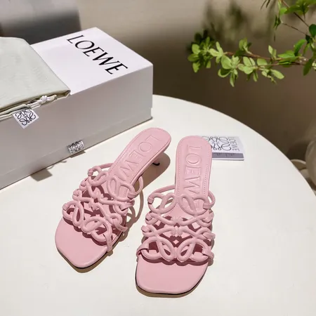 ロエベ サンダル