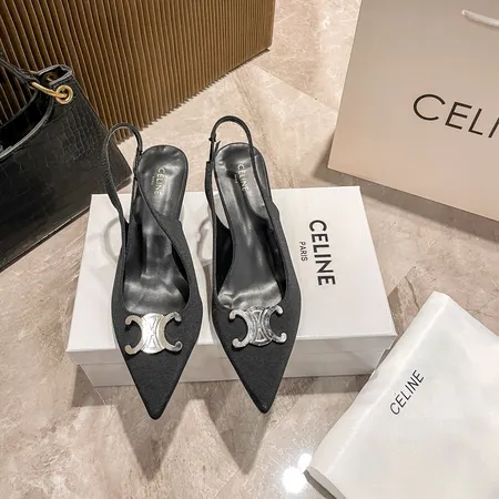 セリーヌ サンダル