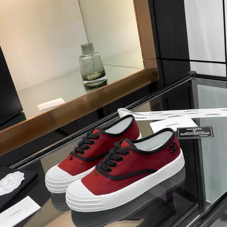 シャネル カジュアルシューズ