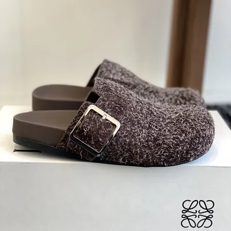 ロエベ スリッパ