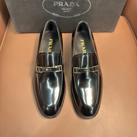 プラダ ビジネスシューズ
