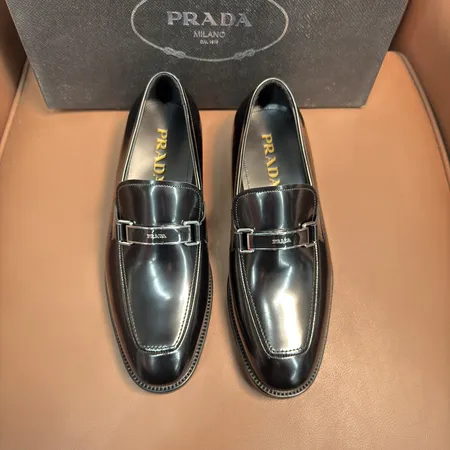 プラダ ビジネスシューズ