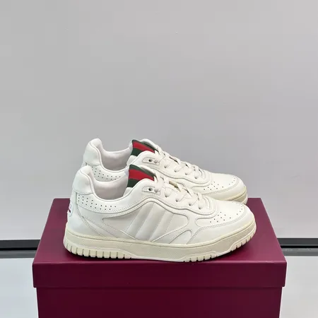 グッチ カジュアルシューズ