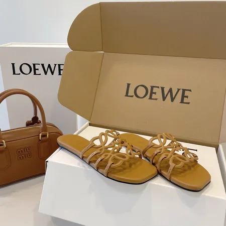 ロエベ スリッパ