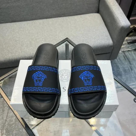 ヴェルサーチ スリッパ