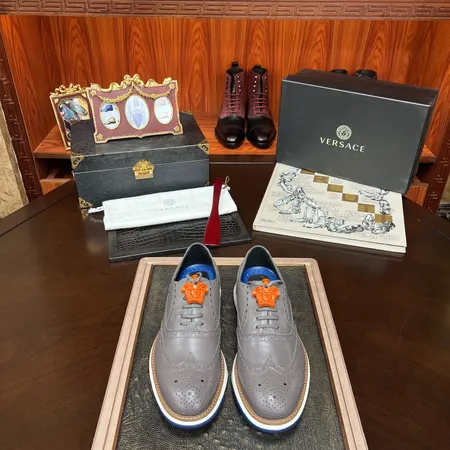 ヴェルサーチ ビジネスシューズ