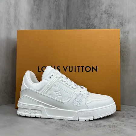 ルイヴィトン カジュアルシューズ