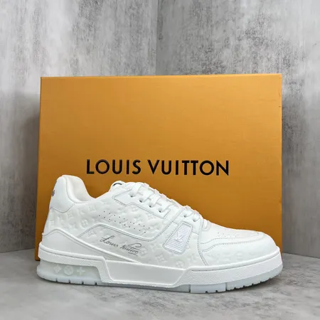 ルイヴィトン カジュアルシューズ