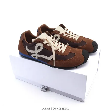 ロエベ スニーカー