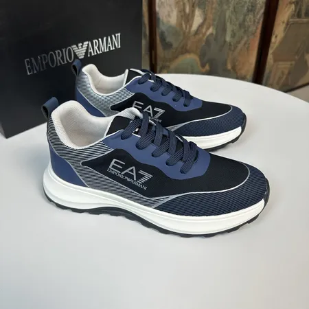 アルマーニ スニーカー