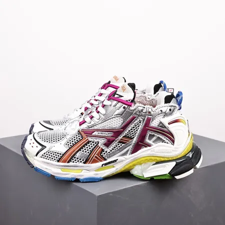 バレンシアガ スニーカー