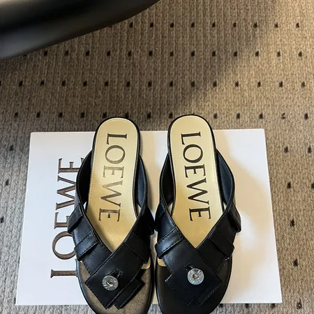ロエベ スリッパ