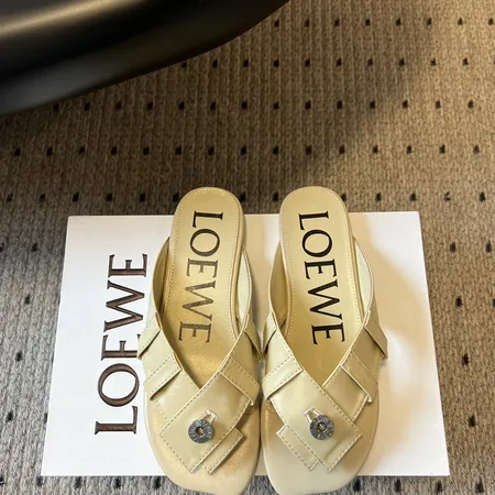 ロエベ スリッパ