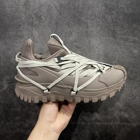 モンクレール スニーカー