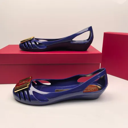 フェラガモ サンダル