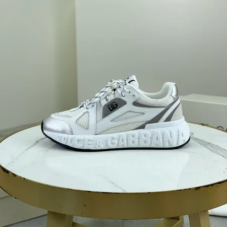 ドルチェ＆ガッバーナ スニーカー