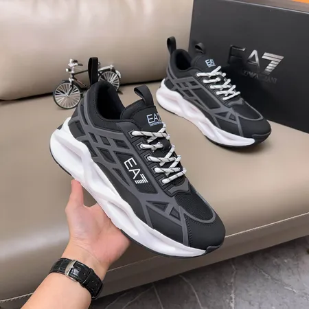 アルマーニ スニーカー