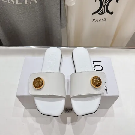 ロエベ スリッパ