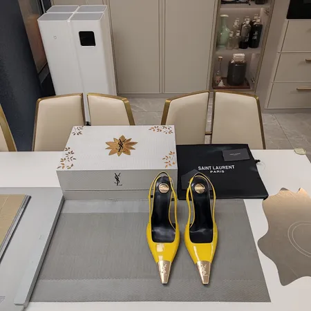 イブサンローラン サンダル