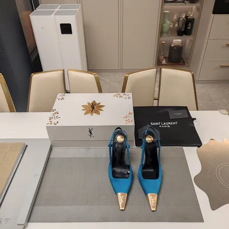 イブサンローラン サンダル