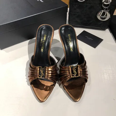 イブサンローラン スリッパ