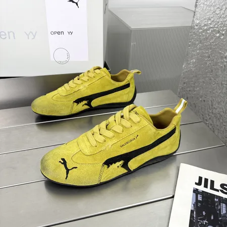 バレンシアガ カジュアルシューズ