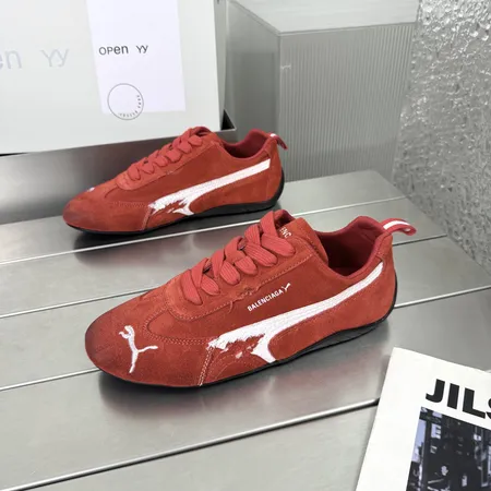 バレンシアガ カジュアルシューズ