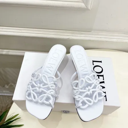 ロエベ スリッパ