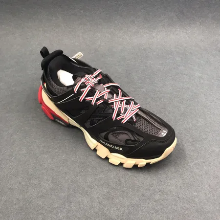 バレンシアガ スニーカー