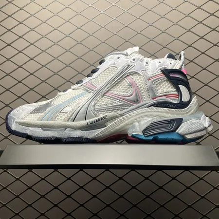 バレンシアガ スニーカー